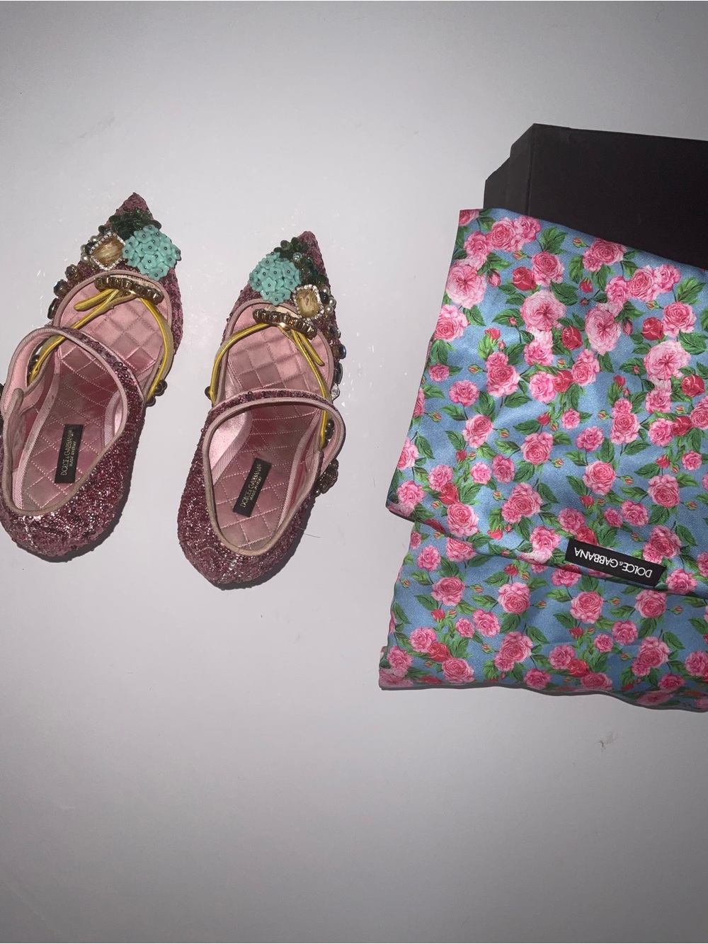 Dolce & Gabbana Pink Embellished Pointed-Toe Flats - Picture 10 of 16